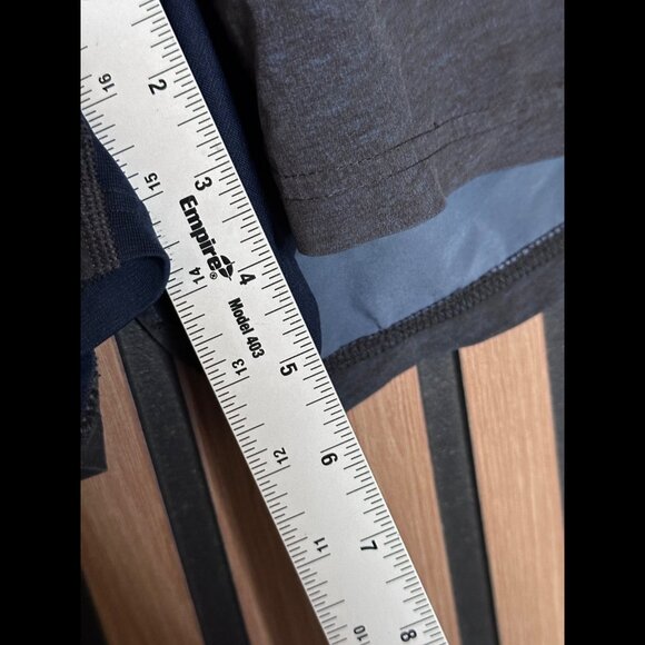 Lululemon Shorts Medium Mens Gray Blue Navy 4" Inseam T.H.E. Athletic Drawstring - Picture 5 of 6